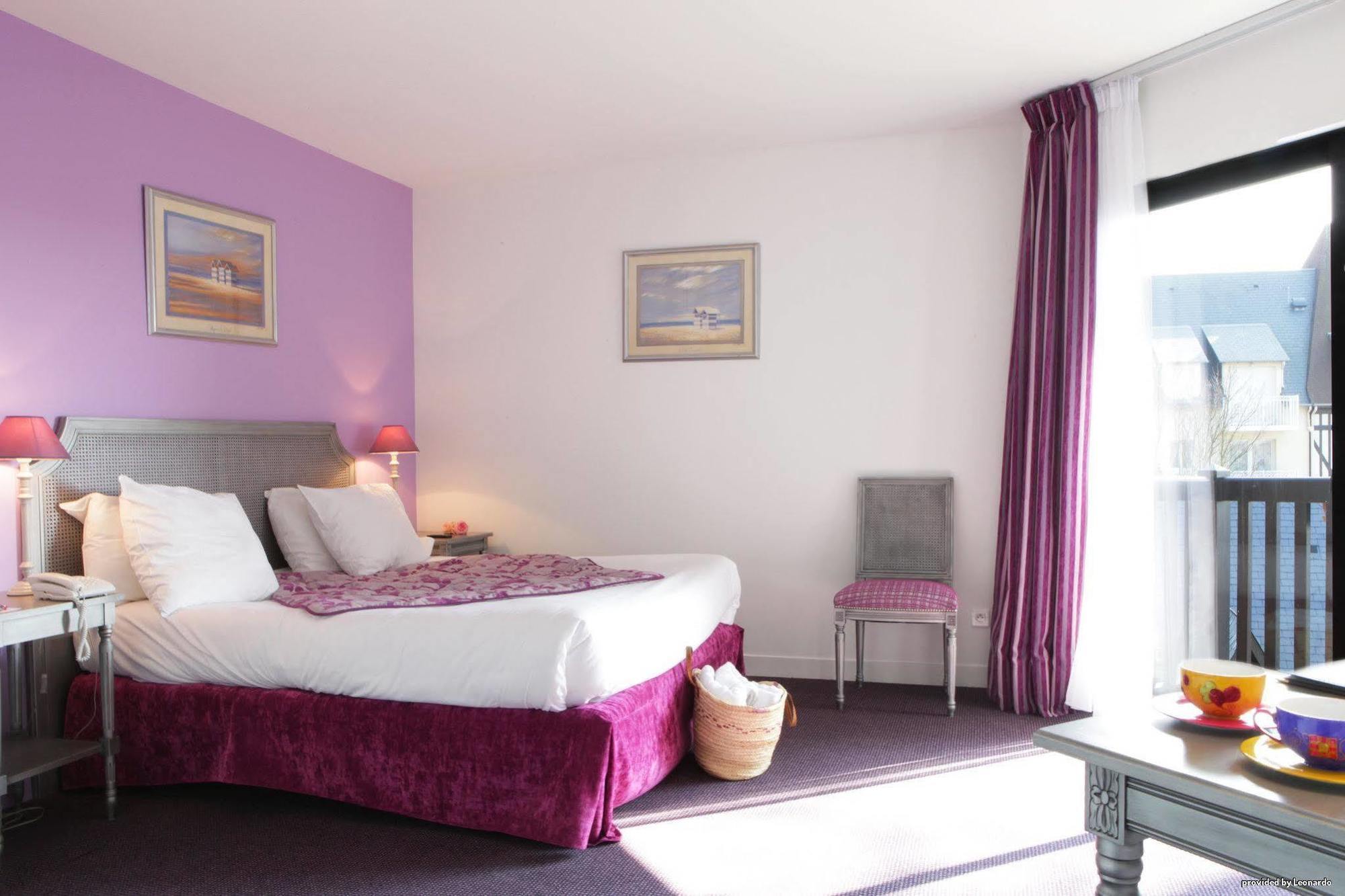 Best Western Plus Hostellerie Du Vallon Трувіль-сюр-Мер Екстер'єр фото